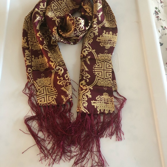 100% silk scarf - Picture 1 of 3